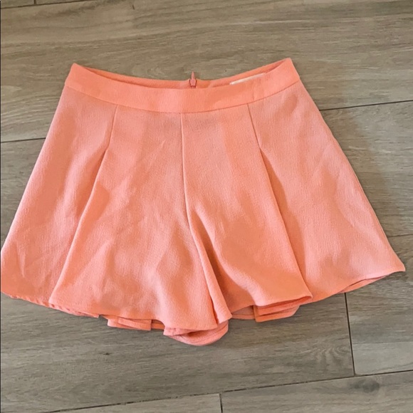 Peach Skirt/short - Picture 1 of 5